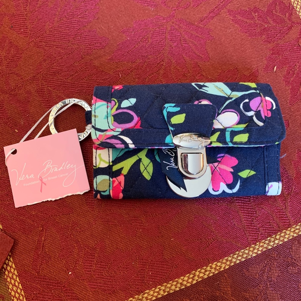 NWT! Vera Bradley Floral Change Purse Quic…
